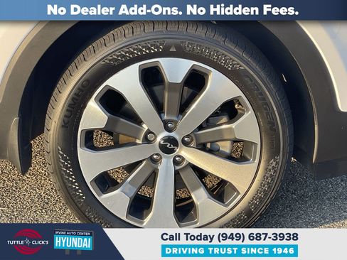 Used 2022 Kia Telluride S FWD image 10