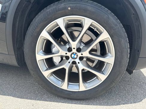 Used 2022 BMW X5 xDrive40i AWD/4WD image 5