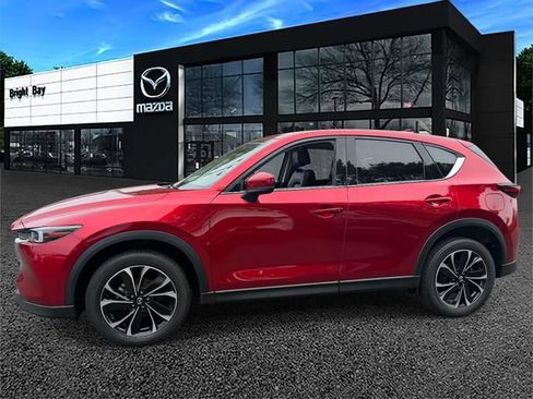Used 2023 MAZDA CX-5 AWD 2.5 S w/ Premium Plus Pkg image 3