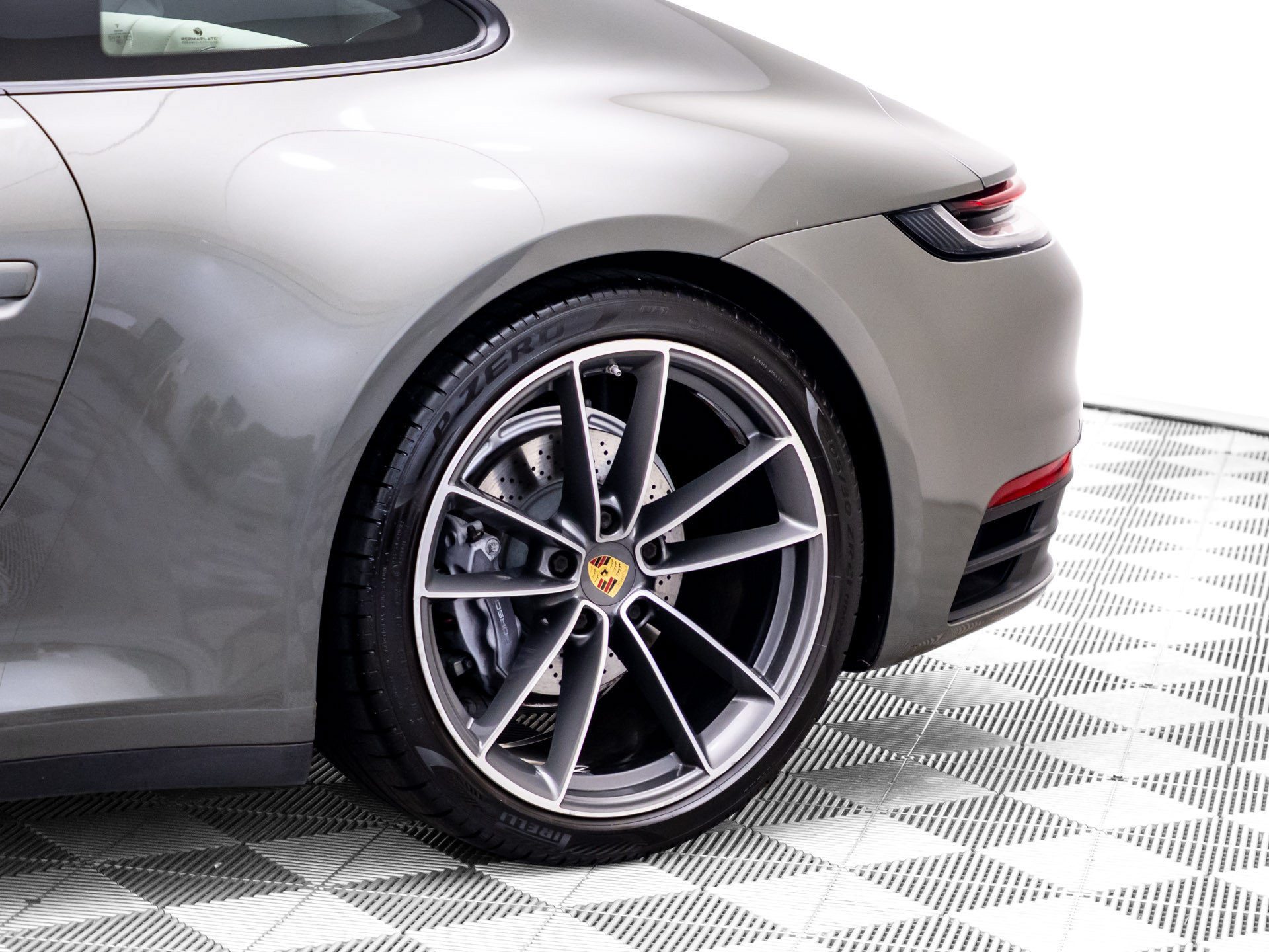Used 2022 Porsche 911 Carrera w/ Premium Package RWD image 34