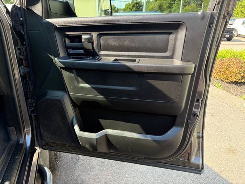 Used 2018 RAM 2500 Tradesman w/ Chrome Appearance Group AWD/4WD image 43