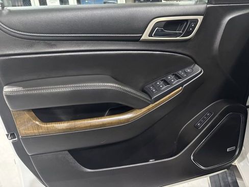 Used 2018 GMC Yukon XL Denali w/ Denali Ultimate Package AWD/4WD image 11