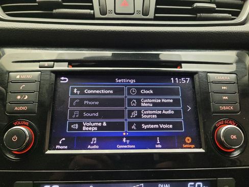 Used 2019 Nissan Rogue SV FWD image 25
