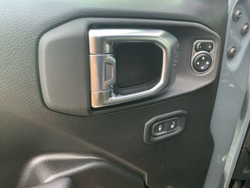 New 2026 Jeep Wrangler Unlimited Rubicon image 20