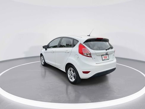 Used 2018 Ford Fiesta SE FWD image 6