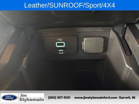 Used 2016 Ford Explorer Sport w/ Equipment Group 401A AWD/4WD image 40