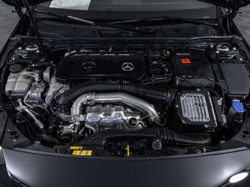 Used 2025 Mercedes-Benz CLA 250 4MATIC image 46