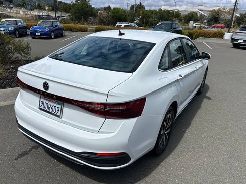 Used 2025 Volkswagen Jetta S FWD image 5