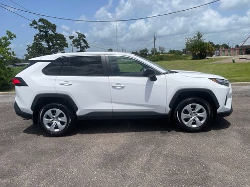 Used 2025 Toyota RAV4 LE FWD image 8