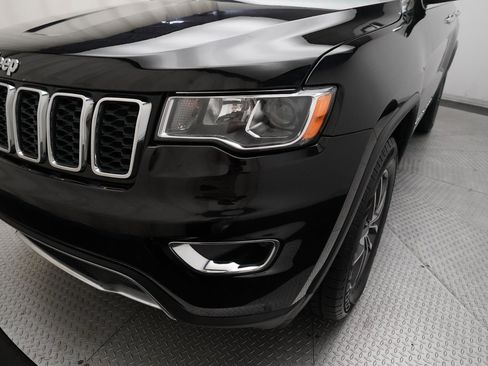 Used 2020 Jeep Grand Cherokee Limited image 23