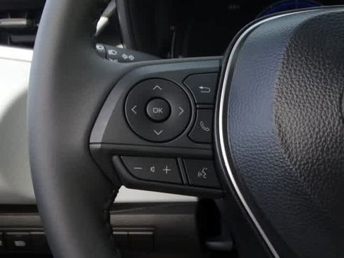 Used 2025 Toyota Corolla FX image 37