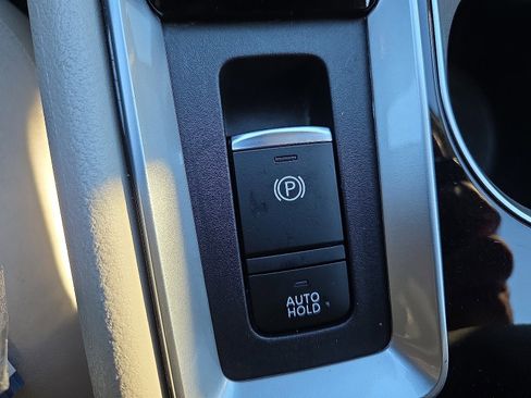 Used 2022 Nissan Altima 2.5 SV w/ SV Premium Package image 21