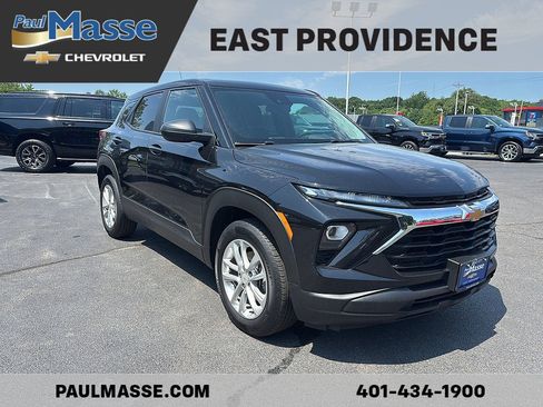 Certified 2024 Chevrolet TrailBlazer LS w/ LS Convenience Package FWD image 3