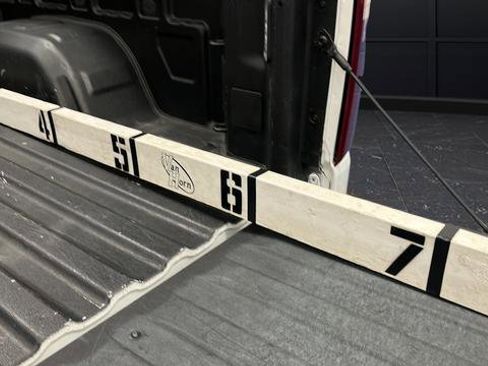 Used 2022 Chevrolet Silverado 1500 LT image 38