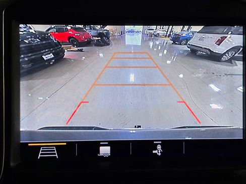 Used 2019 Chevrolet Silverado 1500 LTZ w/ LTZ Convenience Package AWD/4WD image 29