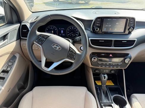 Used 2020 Hyundai Tucson Sport FWD image 8