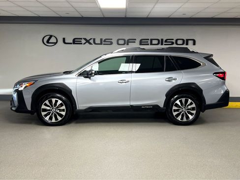 Used 2024 Subaru Outback Touring XT AWD/4WD image 4