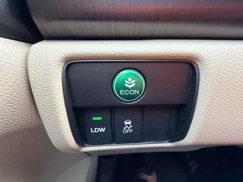 Used 2015 Honda Accord EX-L image 30