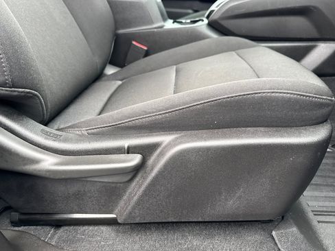 Used 2023 Chevrolet Colorado Trail Boss w/ Technology Package image 23