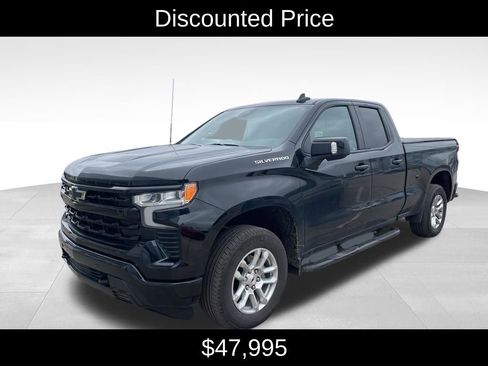 Used 2025 Chevrolet Silverado 1500 RST w/ Convenience Package II image 3