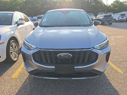 Used 2023 Ford Escape Active w/ Tech Pack #1 AWD/4WD image 7