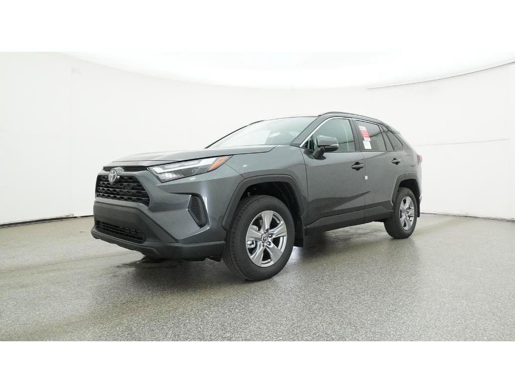Used 2025 Toyota RAV4 XLE w/ Convenience Package FWD image 23