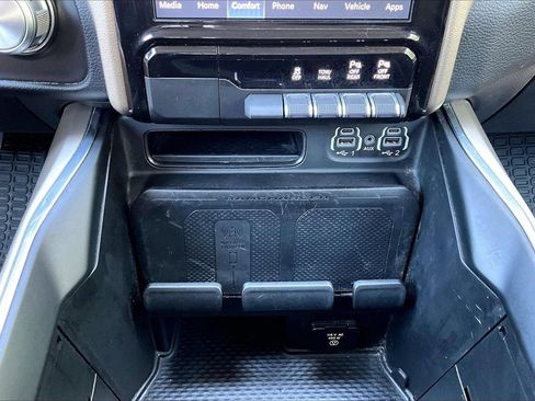 Used 2022 RAM 1500 Laramie RWD image 17