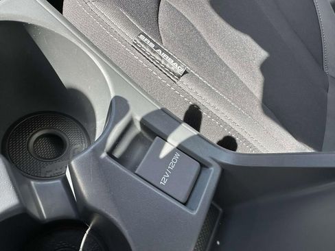 Certified 2025 Subaru Crosstrek 2.0i Premium image 19