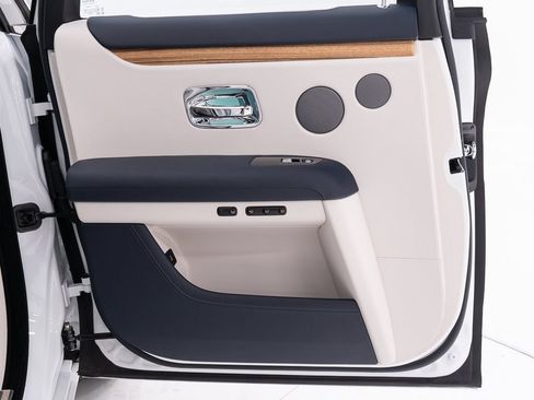 Certified 2022 Rolls-Royce Ghost AWD/4WD image 23