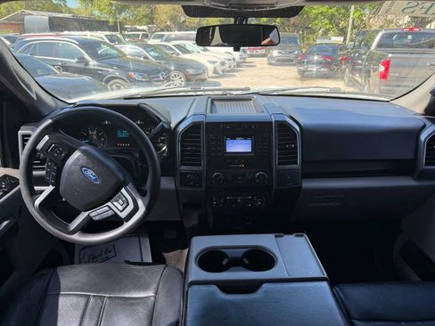 Used 2018 Ford F150 XLT image 11