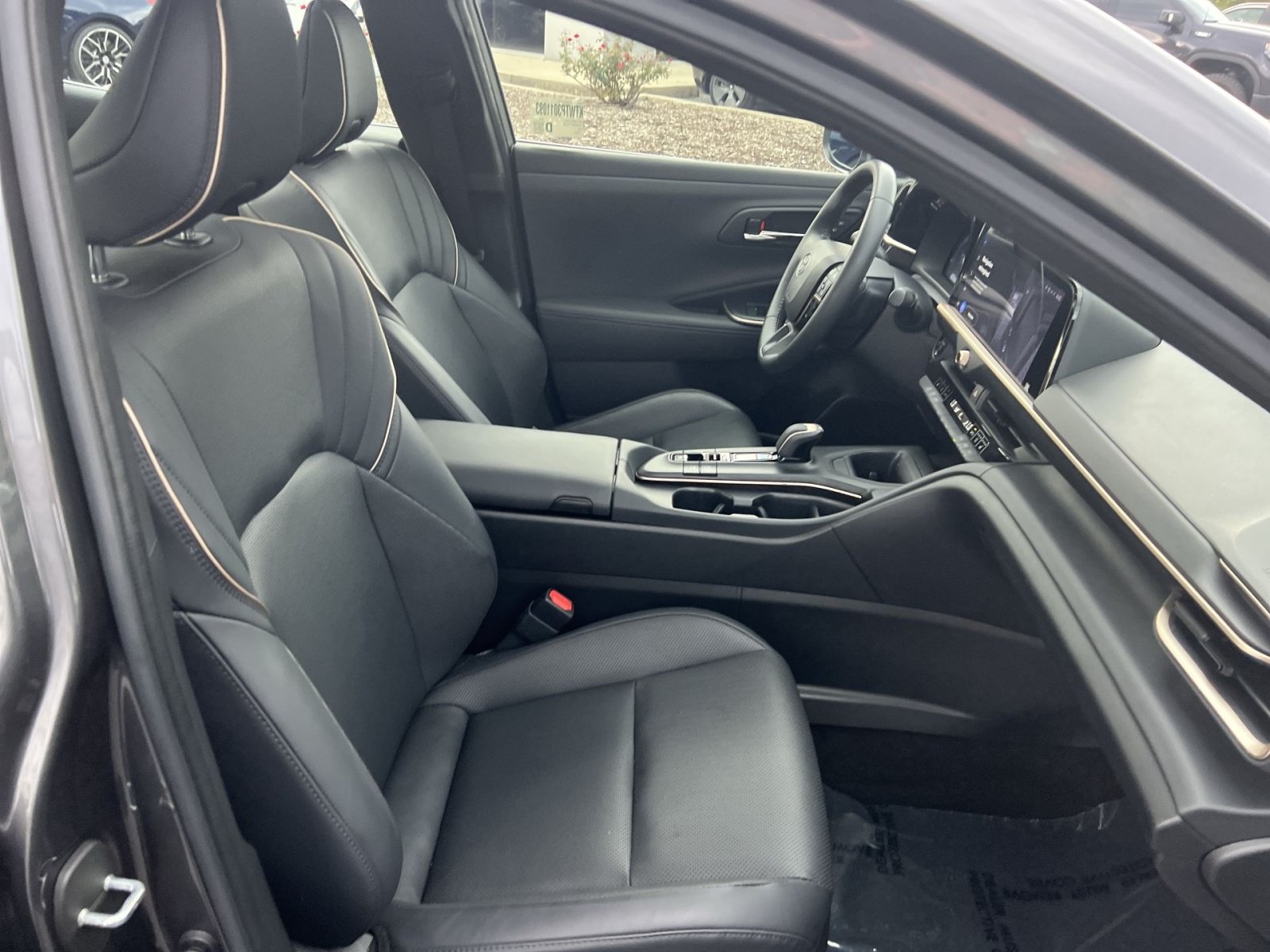 Used 2023 Toyota Crown AWD/4WD image 26