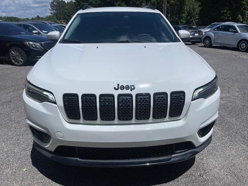 Used 2020 Jeep Cherokee Latitude Plus image 2