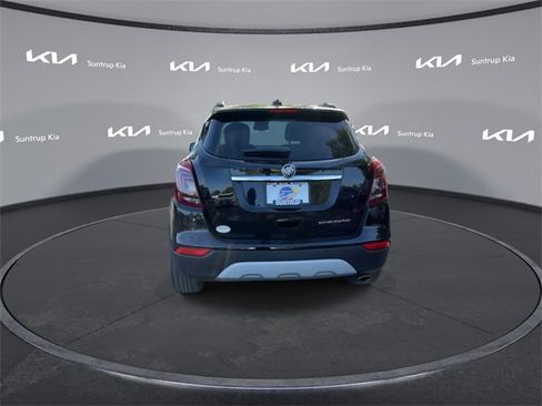 Used 2021 Buick Encore Preferred image 17