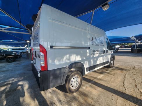 Used 2021 RAM ProMaster 1500 w/ Convenience Group FWD image 4