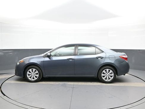 Used 2016 Toyota Corolla LE image 9