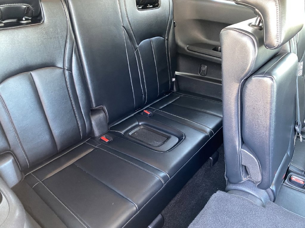 Used 2023 INFINITI QX60 Luxe w/ Cargo Package FWD image 11
