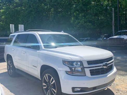 Used 2020 Chevrolet Tahoe Premier AWD/4WD image 3