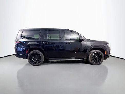 Used 2024 Jeep Wagoneer Series II AWD/4WD image 8