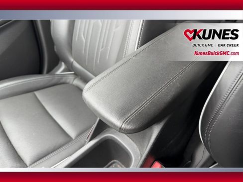 Used 2024 Buick Encore GX Avenir w/ Avenir Convenience Package image 21