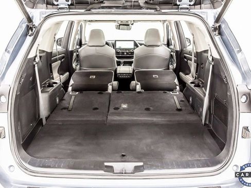Used 2023 Toyota Highlander Platinum image 36