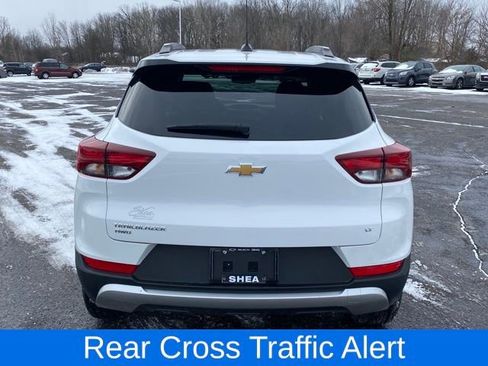 Certified 2023 Chevrolet TrailBlazer LT w/ Convenience Package image 4