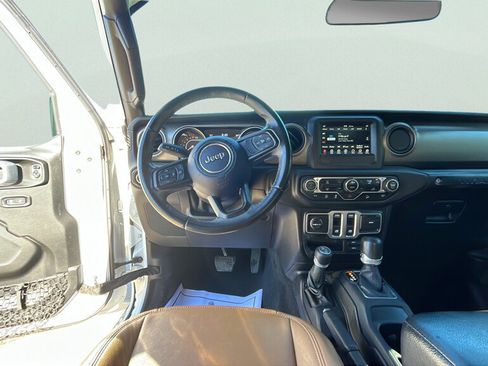 Used 2018 Jeep Wrangler Sport AWD/4WD image 11