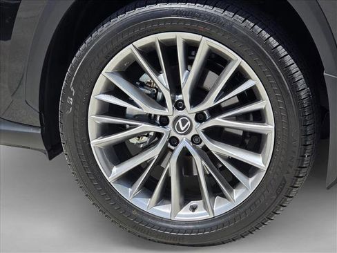 Used 2025 Lexus NX 350 AWD w/ Accessory Package (Z2) image 9