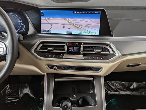 Used 2021 BMW X5 xDrive45e w/ Premium Package image 40