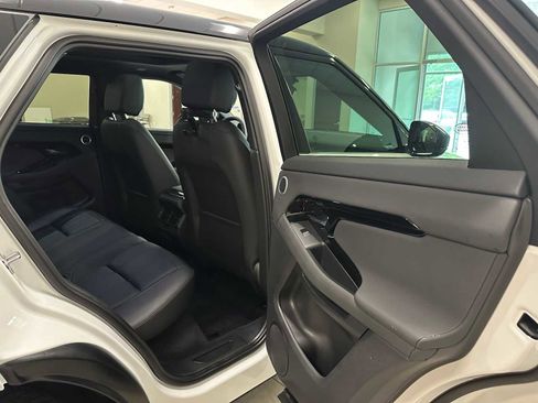 Used 2025 Land Rover Range Rover Evoque S AWD/4WD image 25