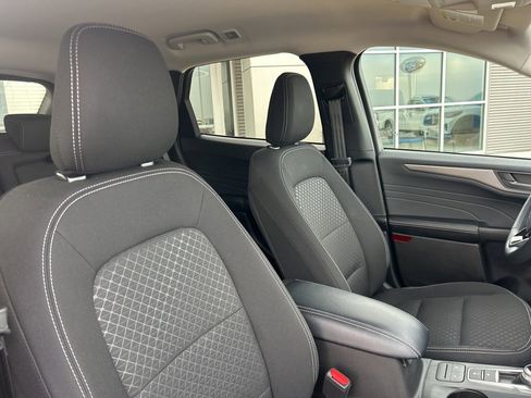 Used 2024 Ford Escape Active w/ Cold Weather Package image 11