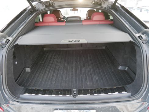 Used 2025 BMW X6 M60i w/ Dynamic Handling Package image 18