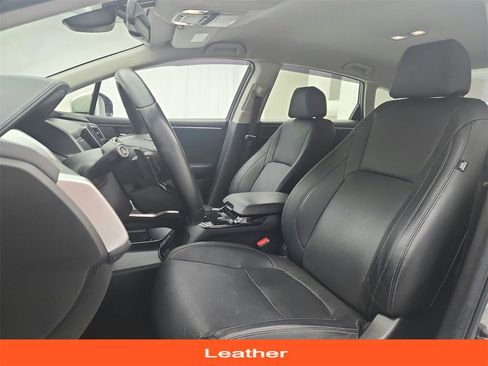 Used 2018 Honda Clarity Touring image 11