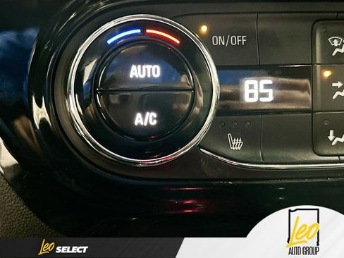 Certified 2024 Chevrolet Trax RS w/ Driver Confidence Package image 19