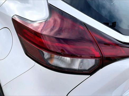 Certified 2024 Nissan Kicks SV image 28